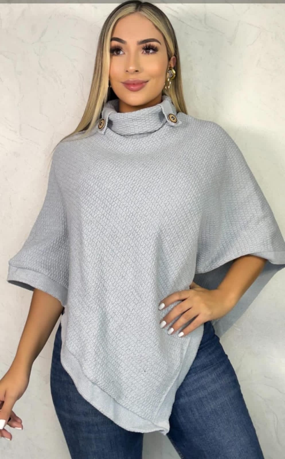 RUANA TEJIDA PAOLA