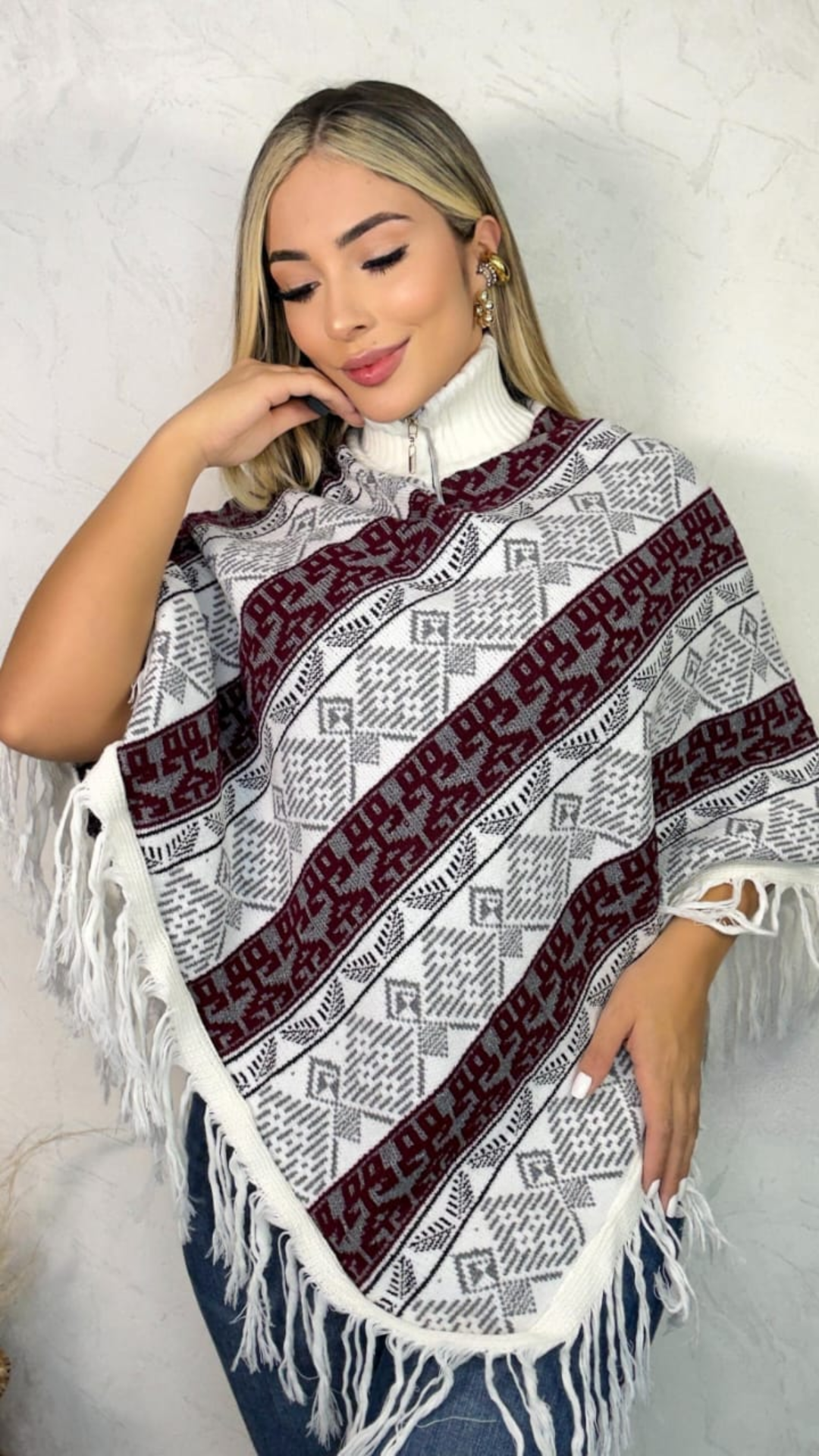 RUANA ISABELLA