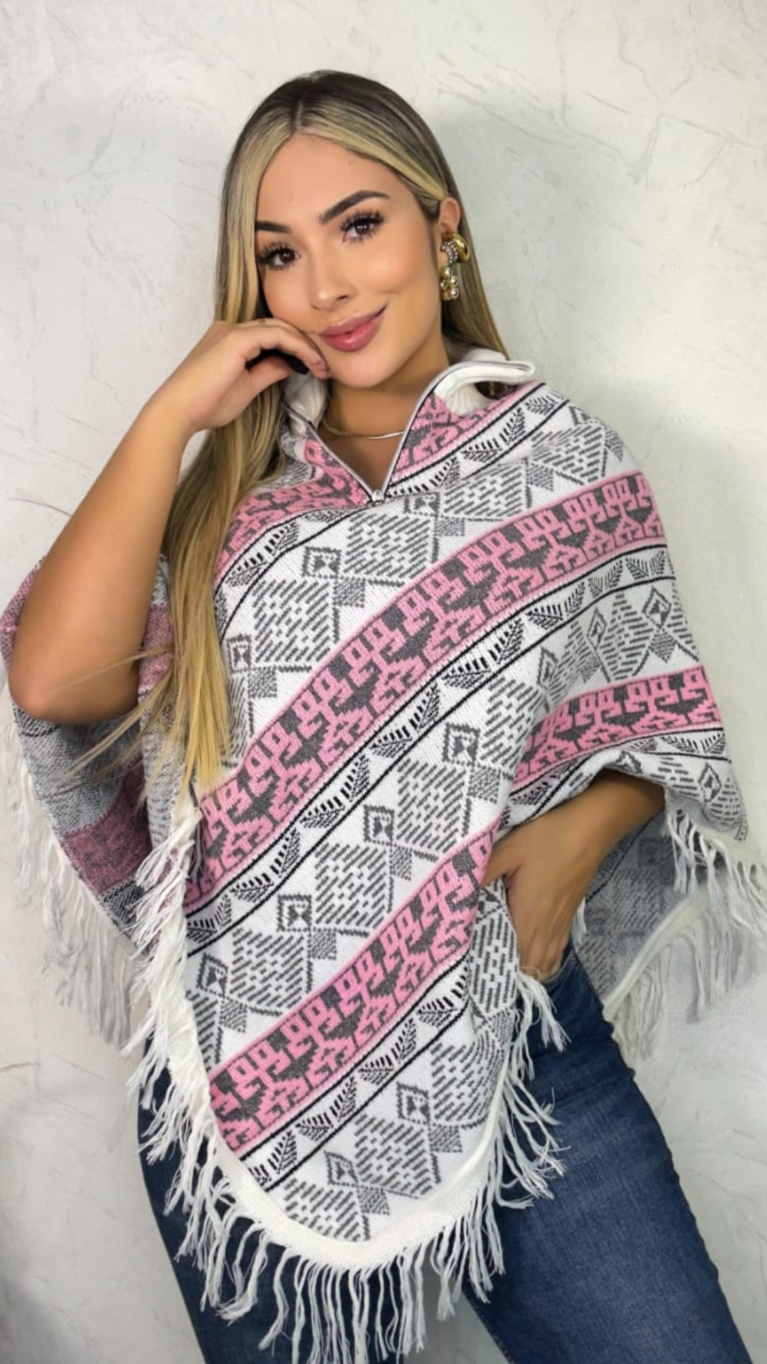 RUANA ISABELLA