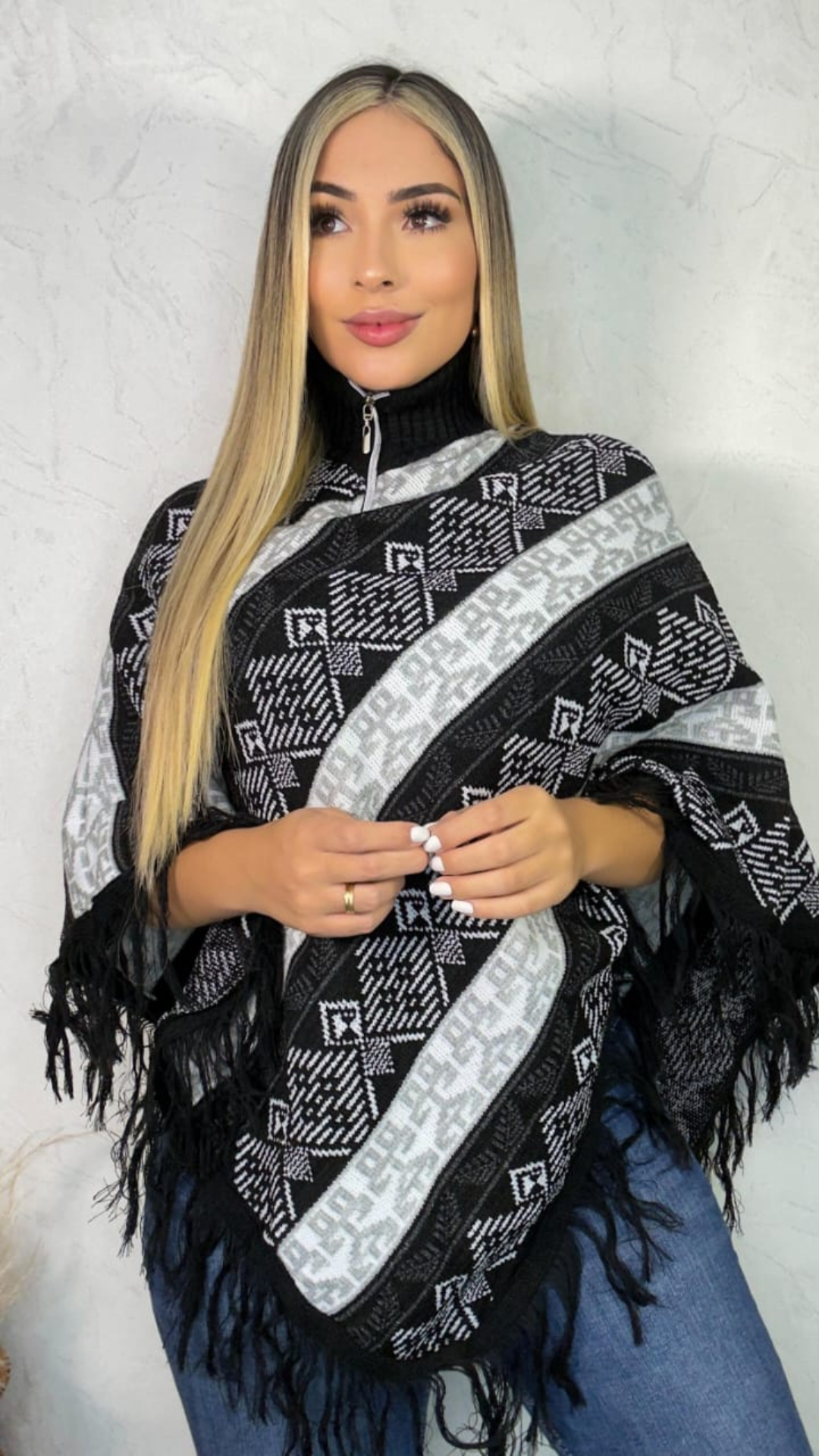 RUANA ISABELLA