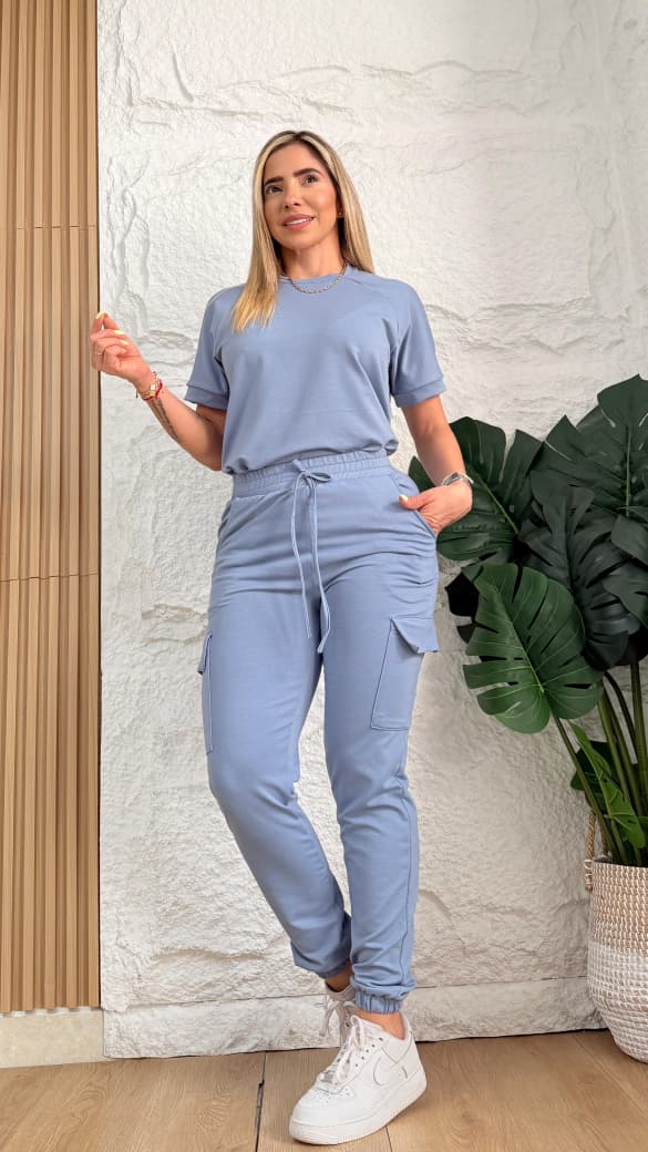Conjunto Comfort Cargo (ofertas en el boton de compra 129.900)
