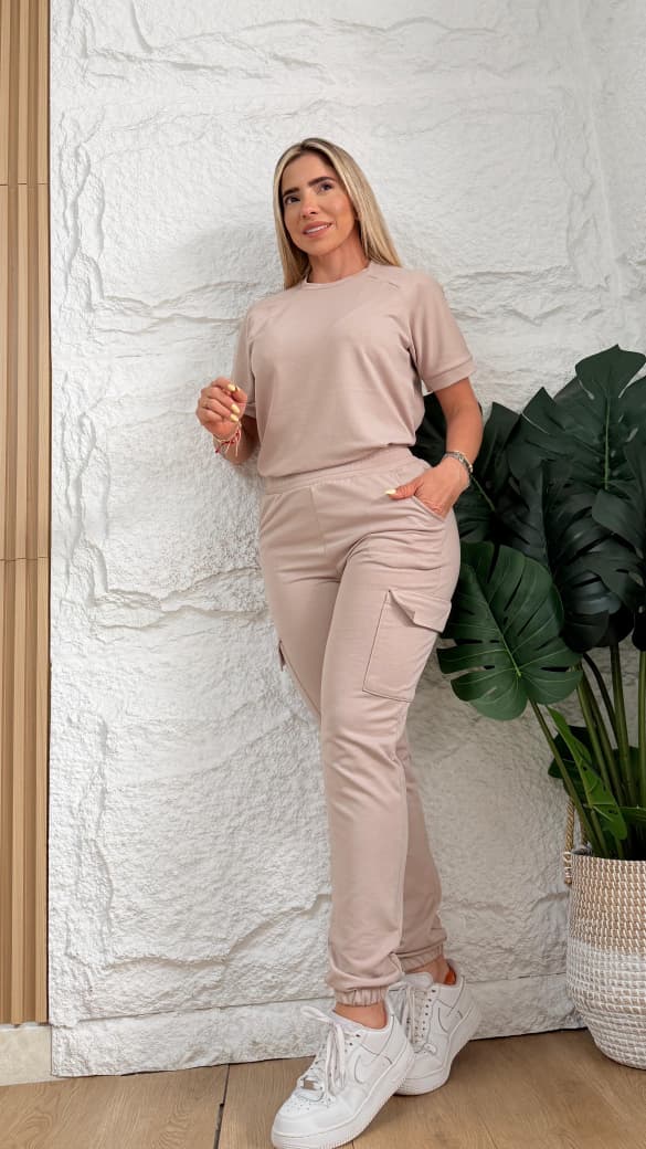 Conjunto Comfort Cargo (ofertas en el boton de compra 129.900)